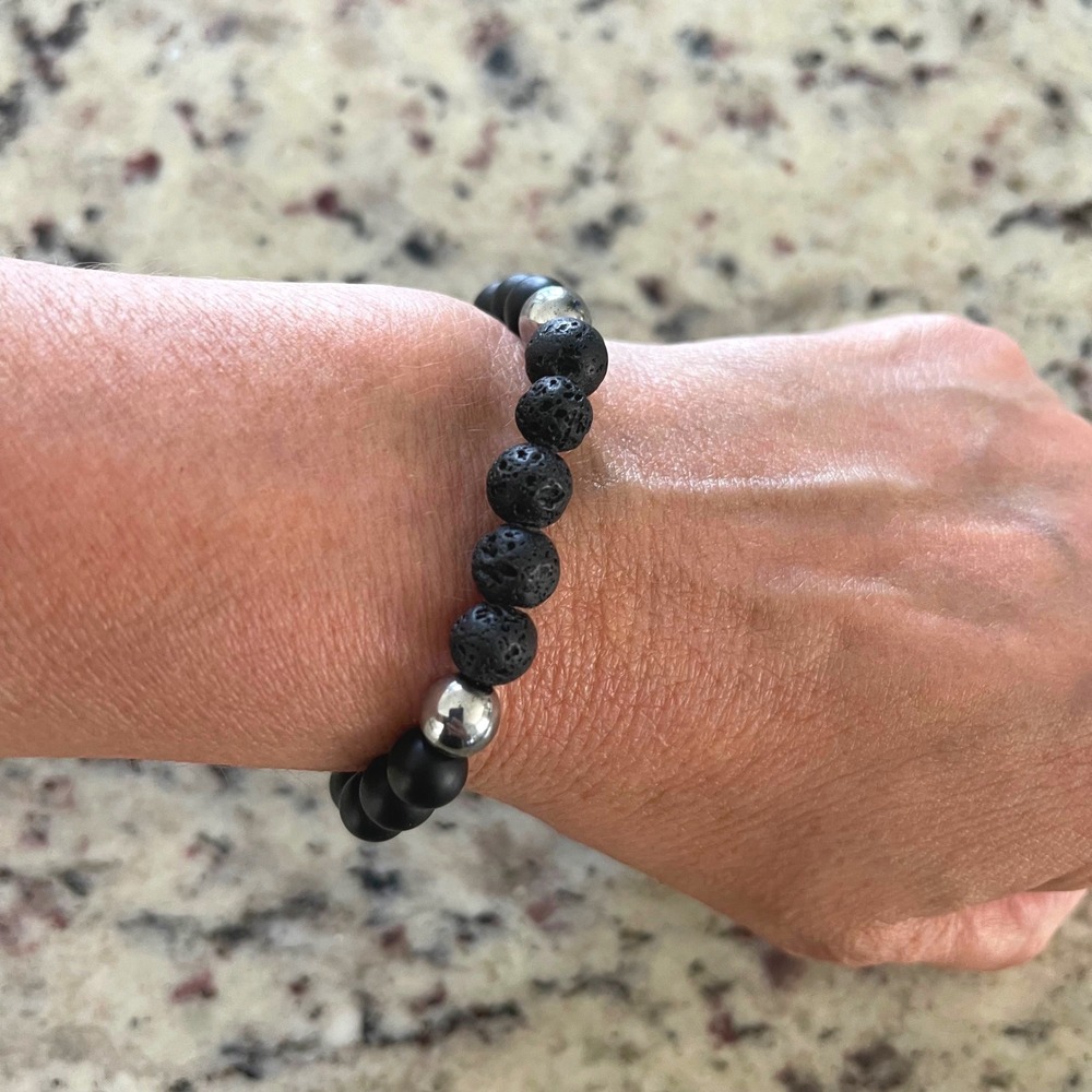 Unisex Lava Stone Matte Onyx Beaded Stretch Bracelet Black Silver Zen Diffuser